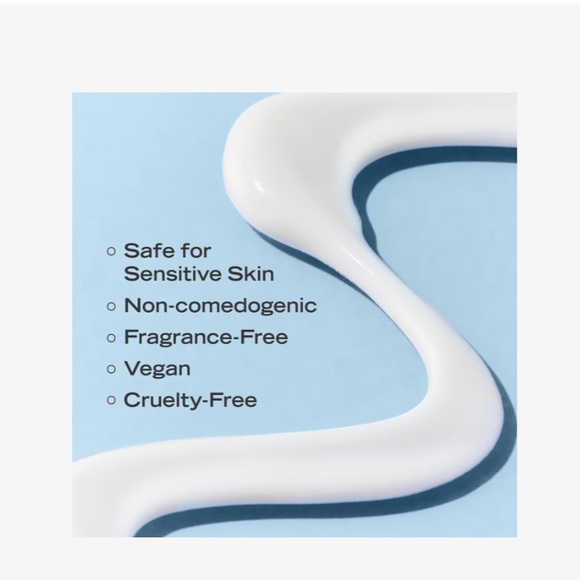 First Aid Beauty ultra repair face moisturizer with sunscreen - Picture 5 of 10